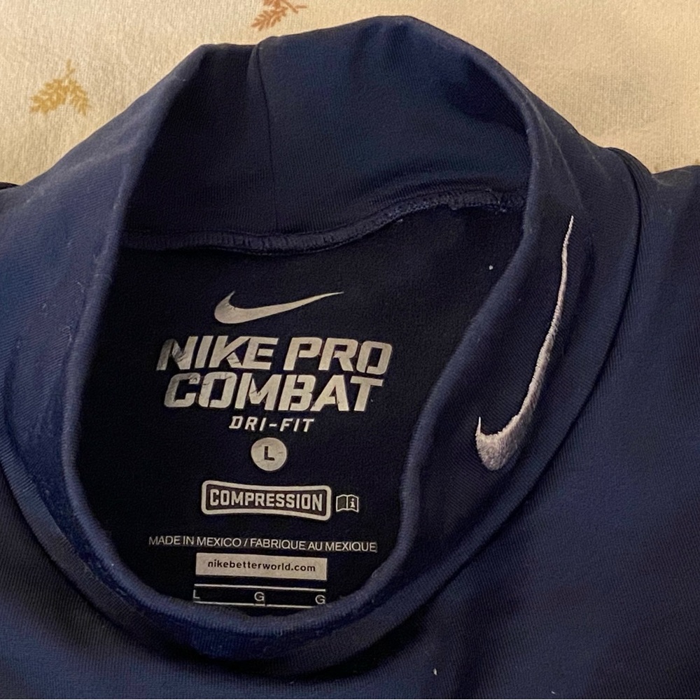 Nike Pro Combat Dri Fit (Compression) - Picture 2 of 5